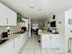 Photo 17- click for photo gallery